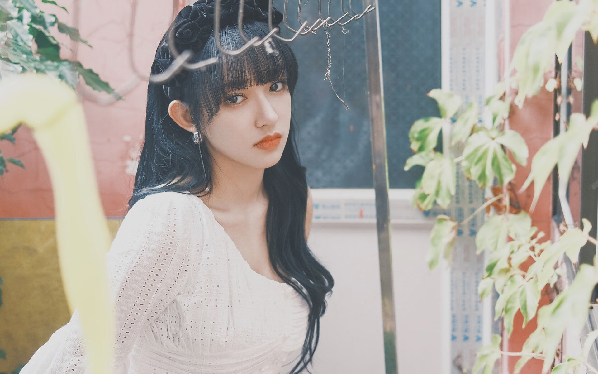 铁矿石原石图片（钨矿原石图片）